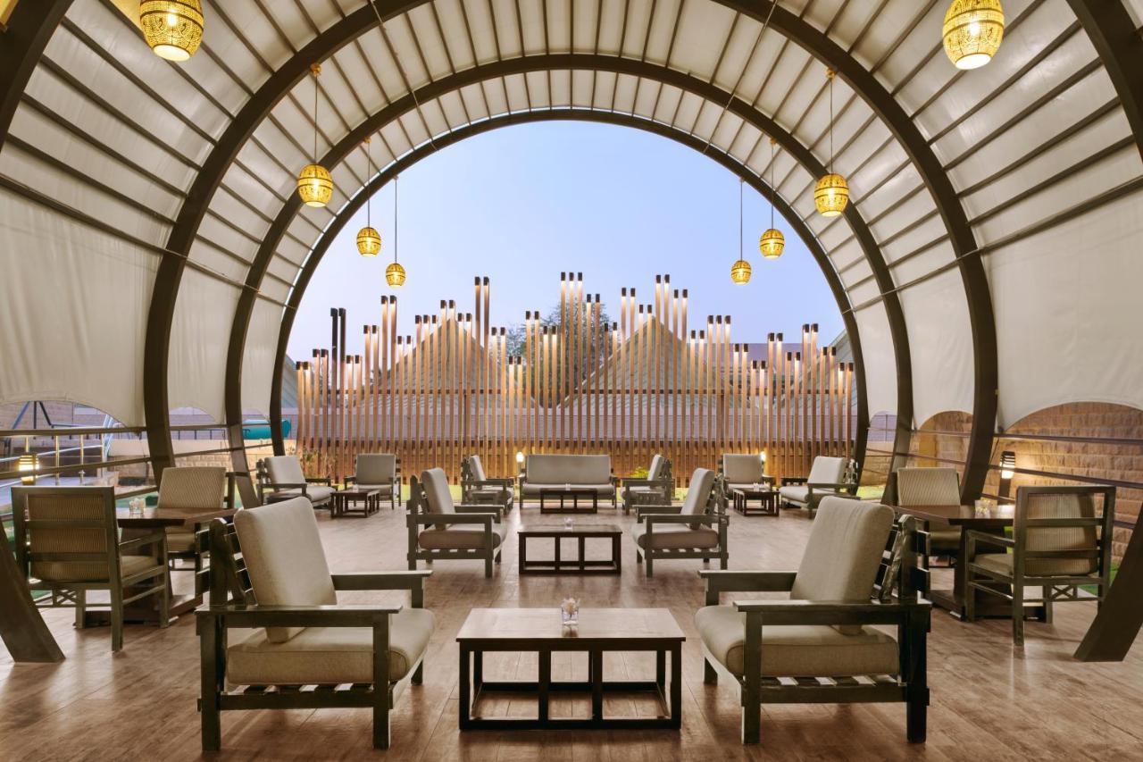 Intercontinental Riyadh By Ihg Ngoại thất bức ảnh The lounge at the airport